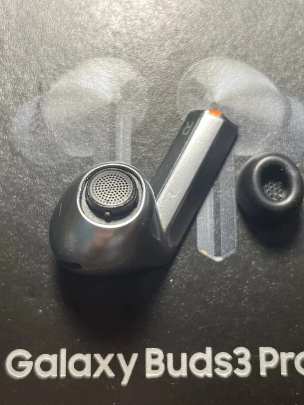 Samsung Galaxy Buds3 Pro Silver Wireless Bluetooth Earbuds Sealed Box New